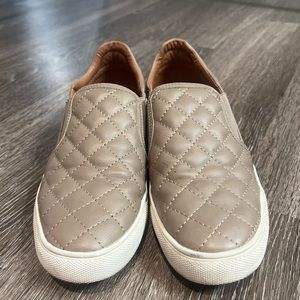 Steve Madden Slip Ons